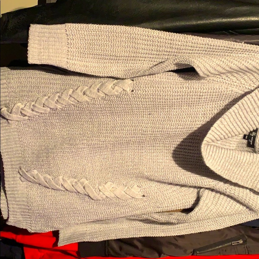 Cowl neck knitted sweater grey w/knotted accent